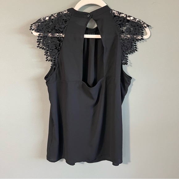 Express Black Crochet Lace Cap Sleeve Blouse, Open Keyhole Back, Size Medium - Picture 4 of 9
